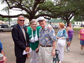 Thanks to Ann Robbins for this photo.  Click here to see larger size